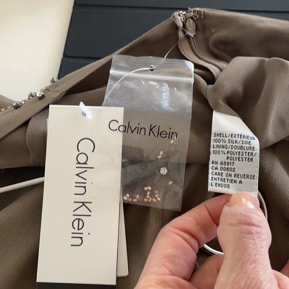 NWT Calvin Klein 100% silk skirt - Picture 3 of 8